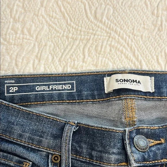 Sonoma Girlfriend Straight Cropped Jeans with Distressed Details - Picture 3 of 6